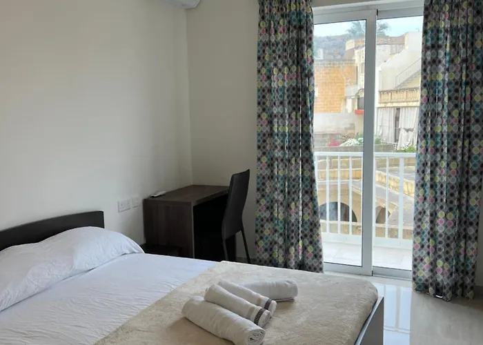 Magical Modern * ויקטוריה